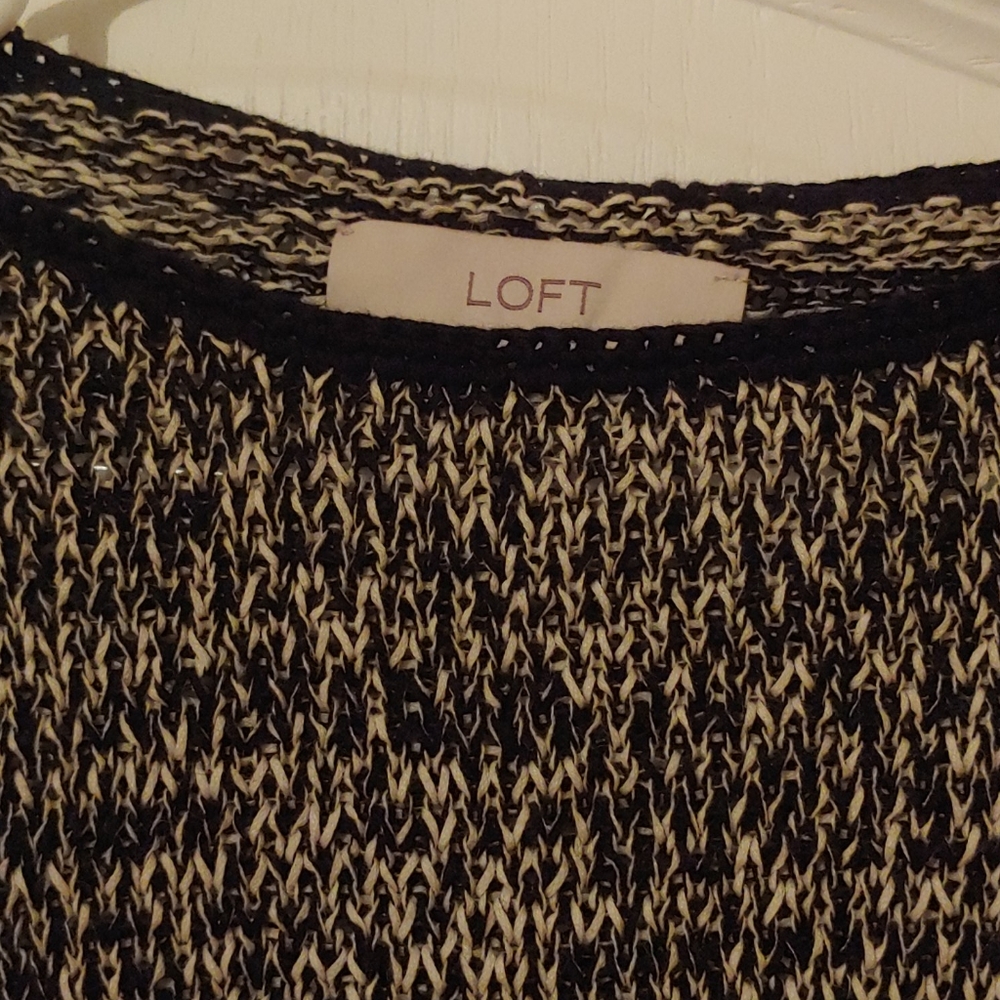 Loft Small Sweater - Picture 4 of 4